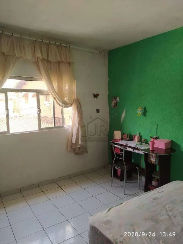Casa, 3 quartos, 250 m² - Foto 2
