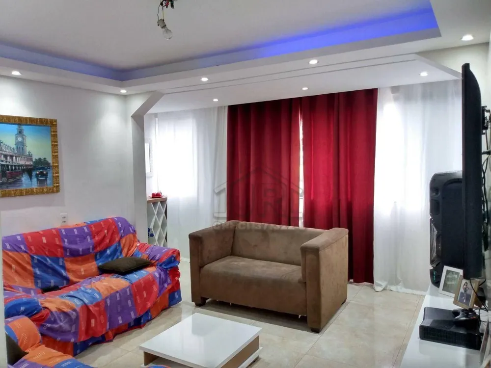 Sobrado, 3 quartos, 214 m² - Foto 1