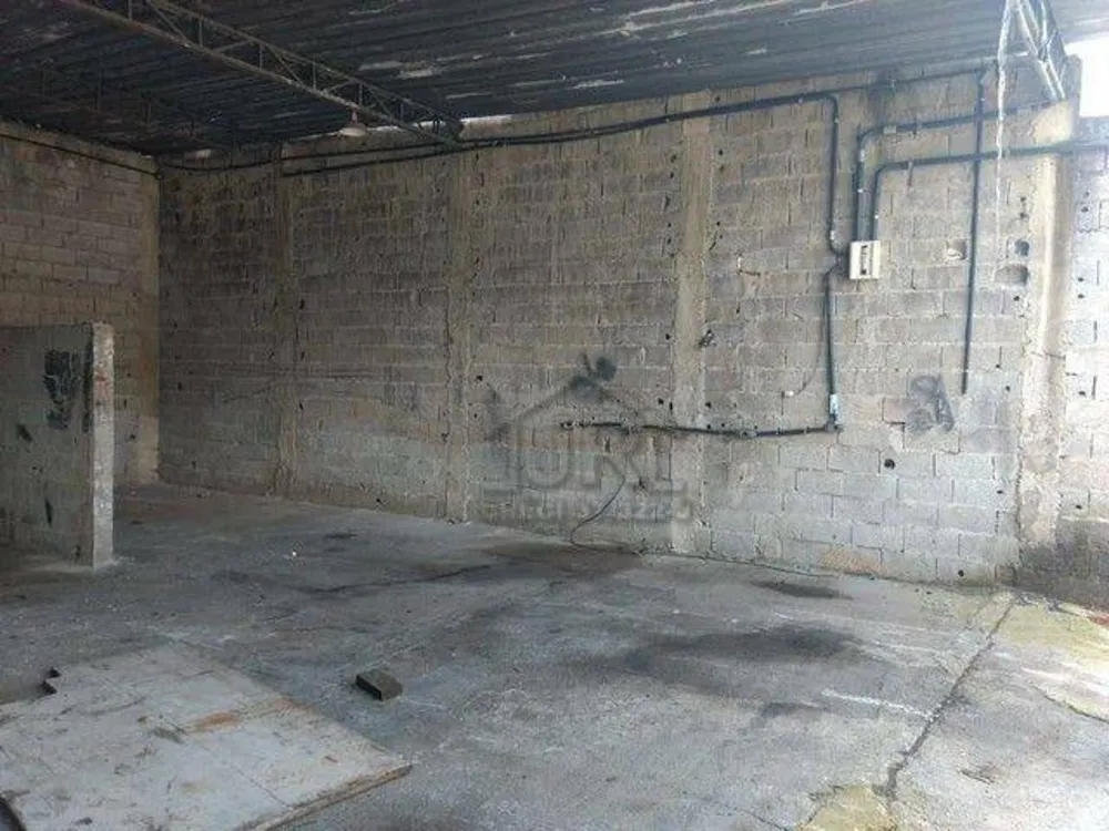 Depósito-Galpão, 240 m² - Foto 1