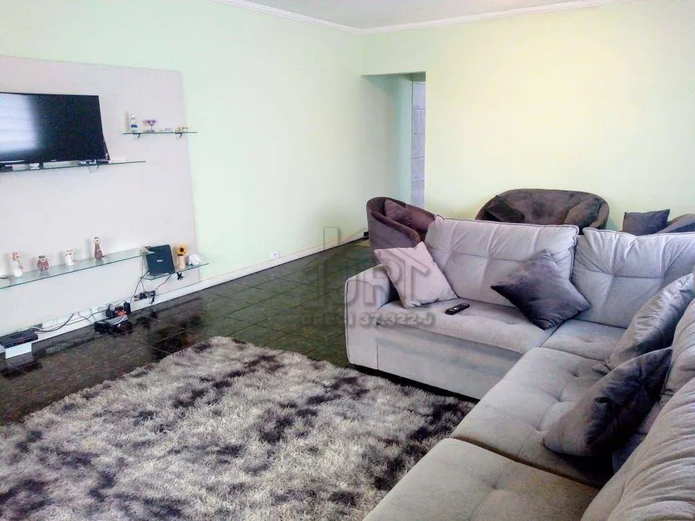 Casa, 3 quartos, 235 m² - Foto 1