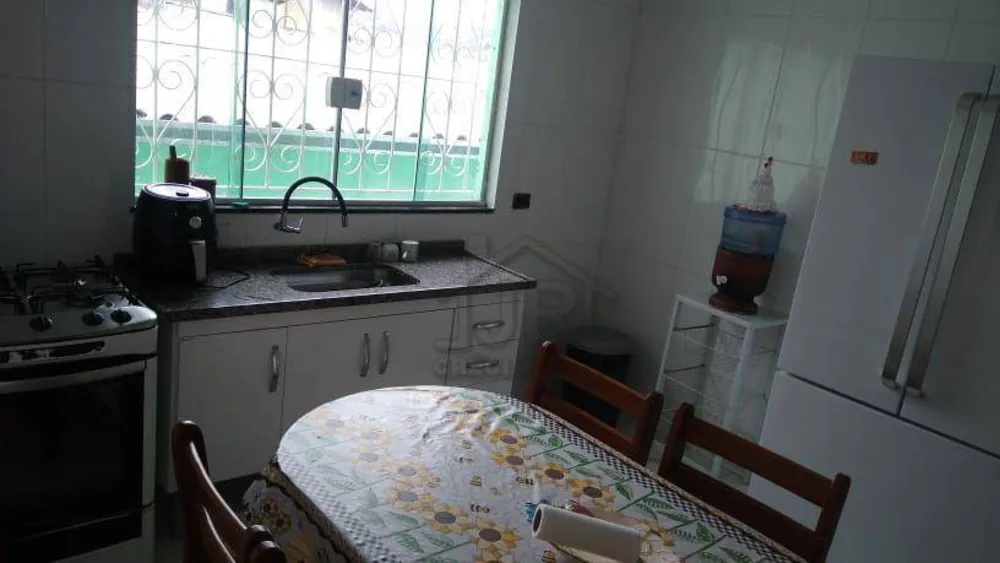Casa, 3 quartos, 250 m² - Foto 2