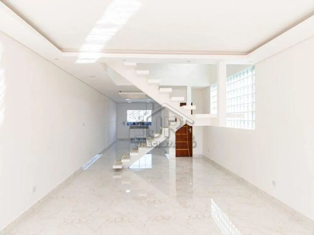 Casa, 4 quartos, 370 m² - Foto 1