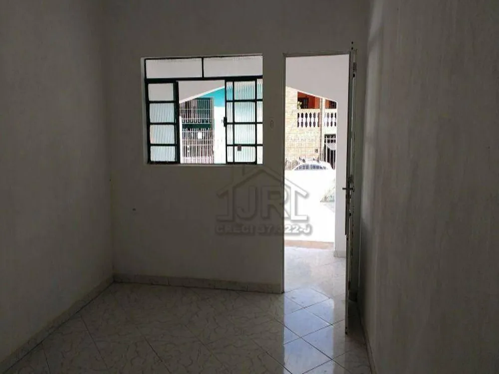 Casa, 2 quartos, 200 m² - Foto 1