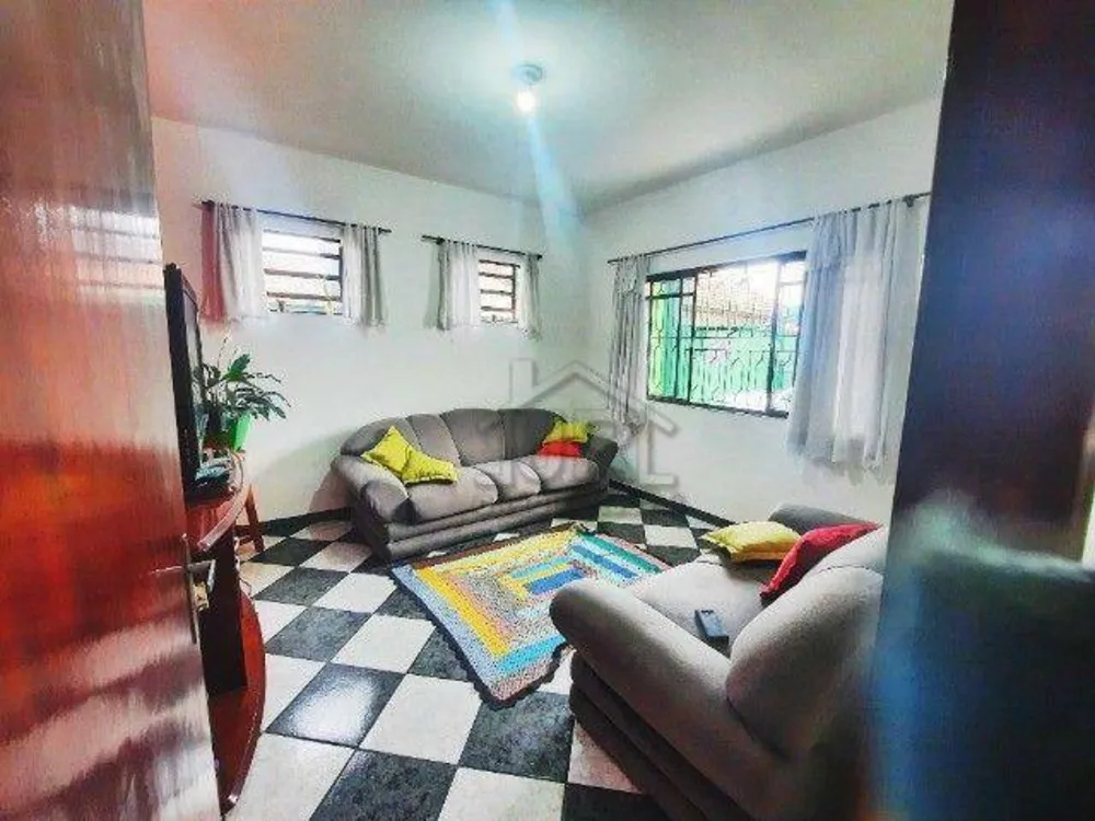 Casa, 4 quartos, 200 m² - Foto 3