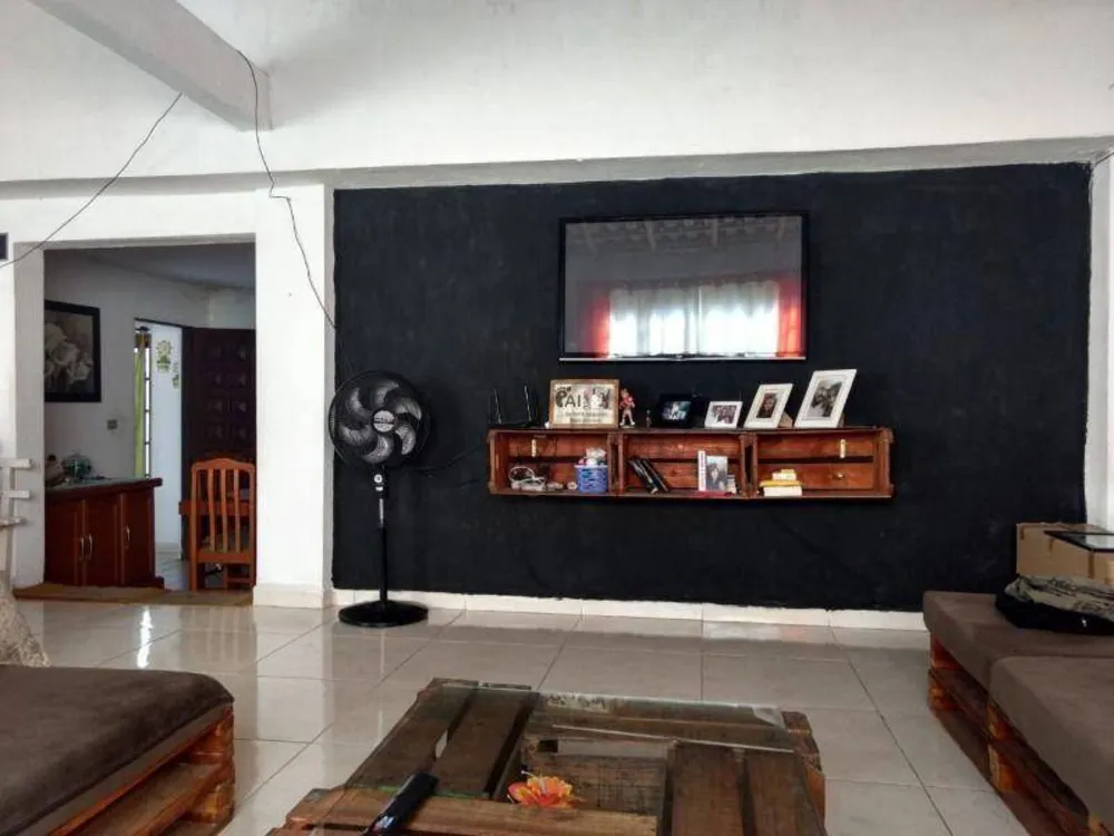 Casa, 2 quartos, 337 m² - Foto 2