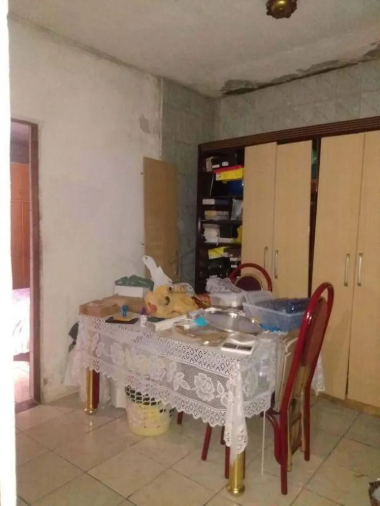 Casa, 4 quartos, 330 m² - Foto 1