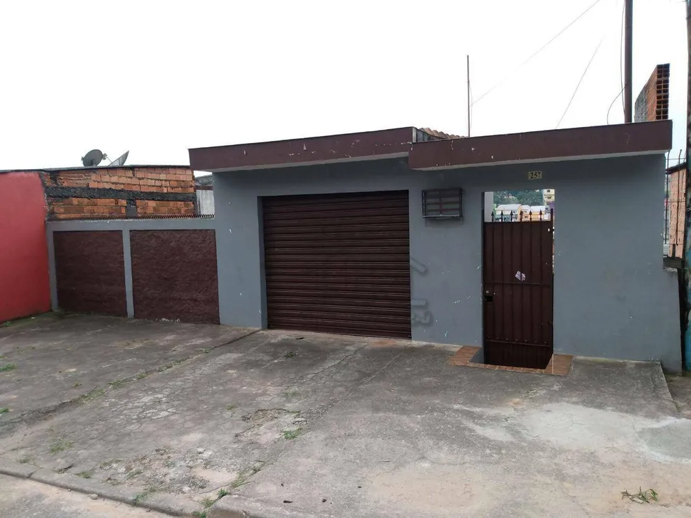 Casa, 3 quartos, 207 m² - Foto 1