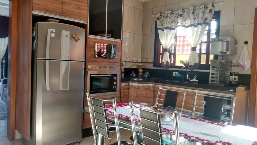 Casa, 3 quartos, 152 m² - Foto 1