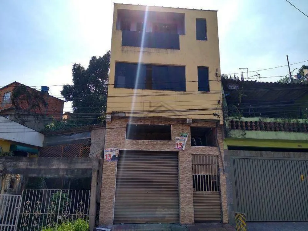 Casa, 3 quartos, 275 m² - Foto 1