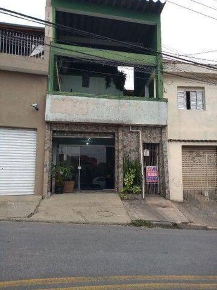 Casa, 5 quartos, 161 m² - Foto 1