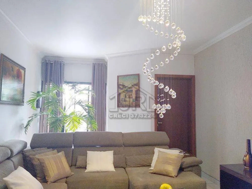 Sobrado, 3 quartos, 204 m² - Foto 2