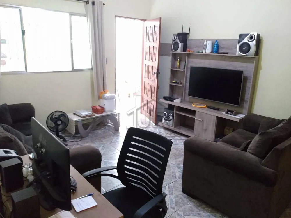 Casa, 2 quartos, 207 m² - Foto 3