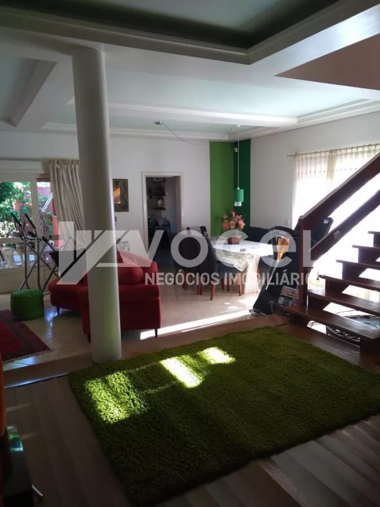 Casa à venda com 3 quartos, 232m² - Foto 6