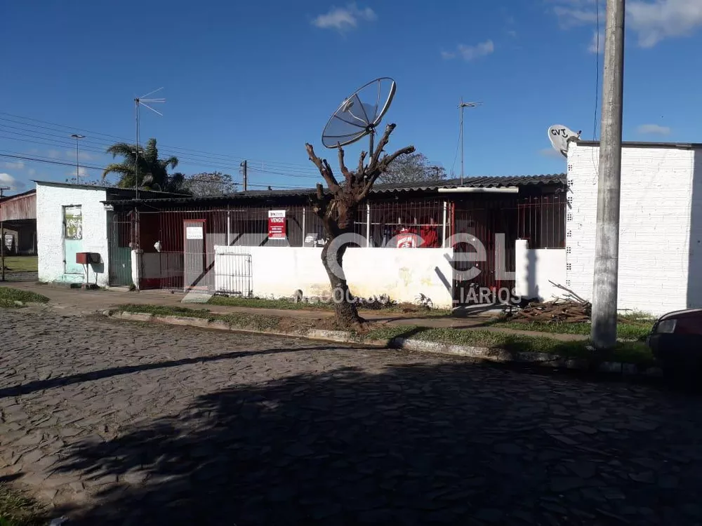 Casa à venda com 2 quartos, 200m² - Foto 1