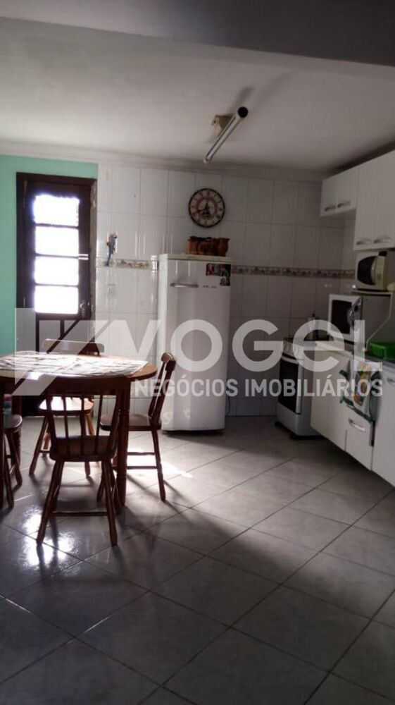 Casa à venda com 3 quartos, 564m² - Foto 2