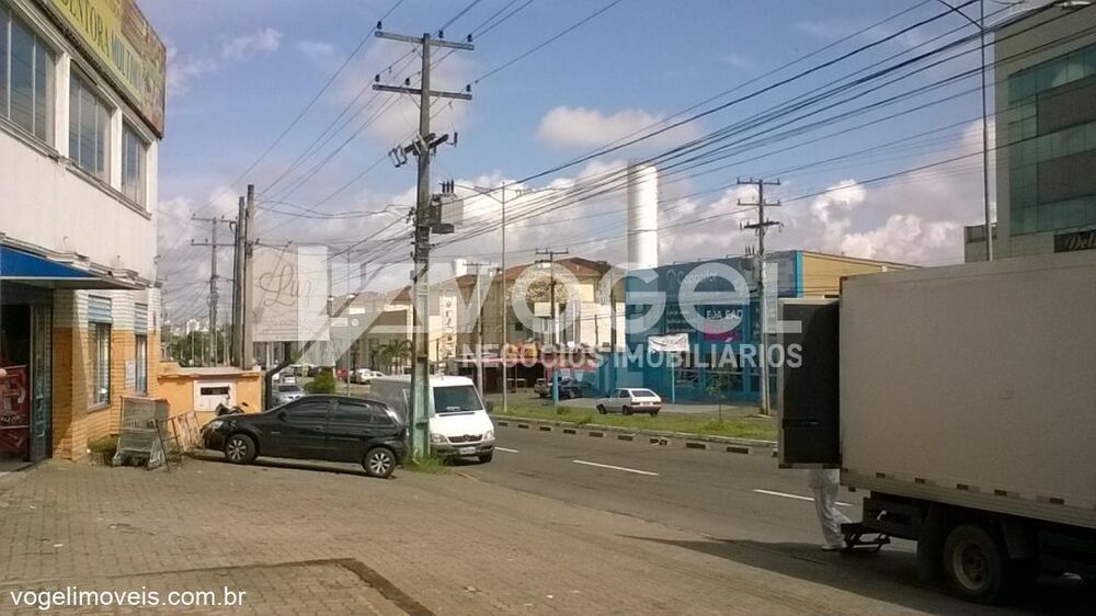 Loja-Salão, 2234 m² - Foto 2