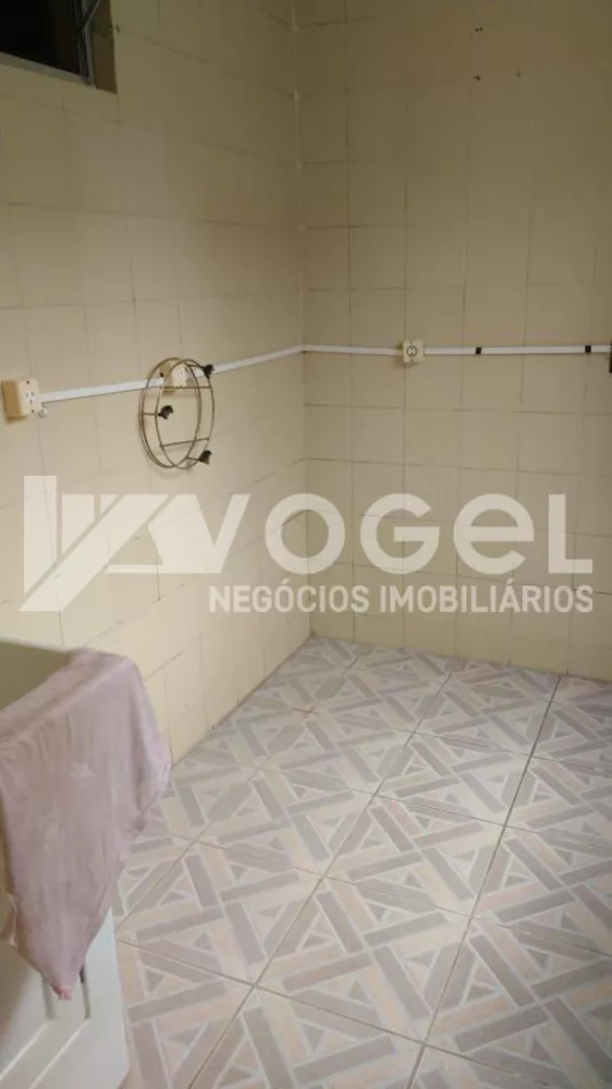 Apartamento à venda com 2 quartos, 66m² - Foto 3