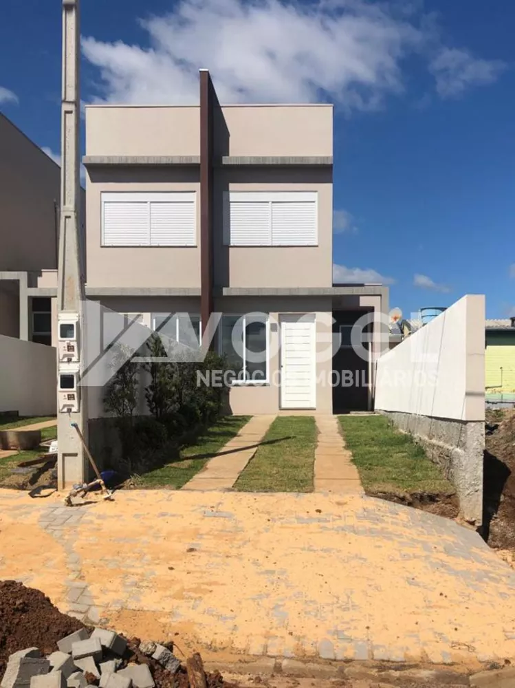 Casa à venda com 2 quartos, 44m² - Foto 1