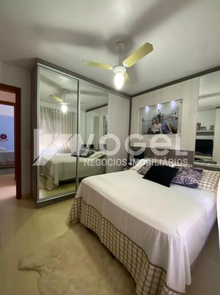 Apartamento à venda com 2 quartos, 76m² - Foto 3