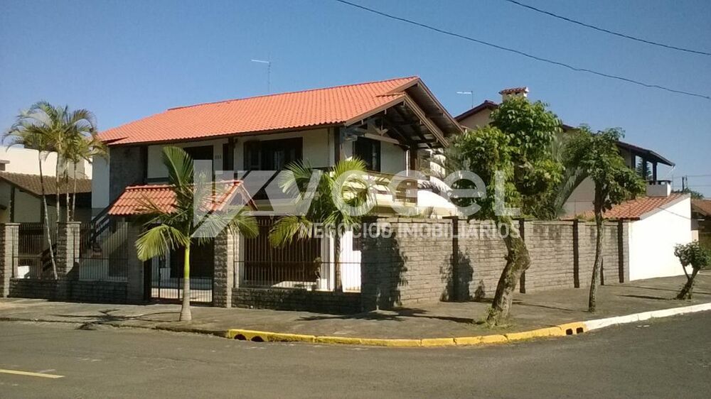 Casa, 4 quartos, 356 m² - Foto 1