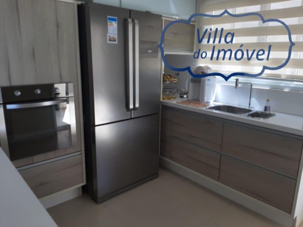 Casa de Condomínio à venda com 3 quartos, 300m² - Foto 3
