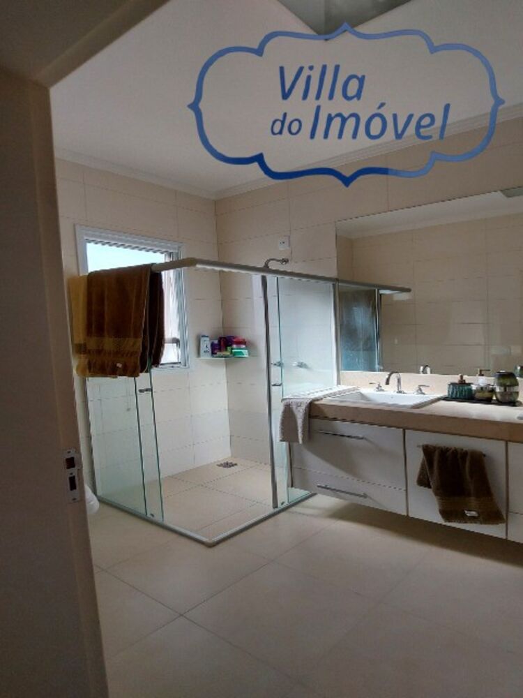 Casa de Condomínio à venda com 4 quartos, 460m² - Foto 3
