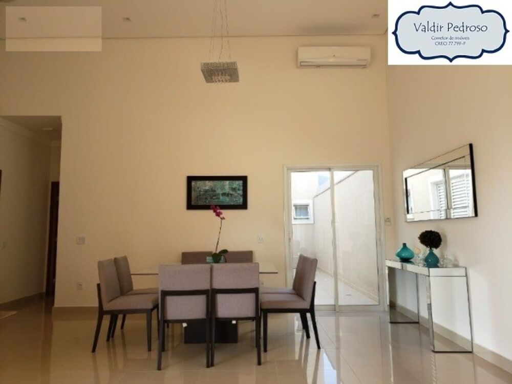 Casa de Condomínio à venda com 3 quartos, 300m² - Foto 1