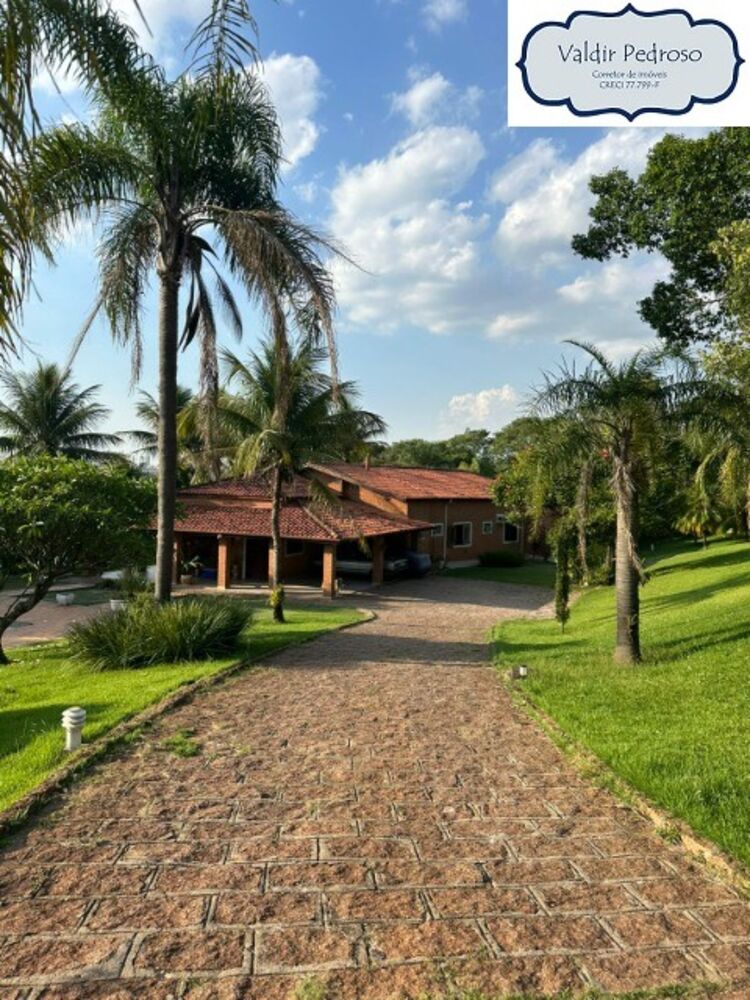 Chácara, 5 quartos, 5000 m² - Foto 1