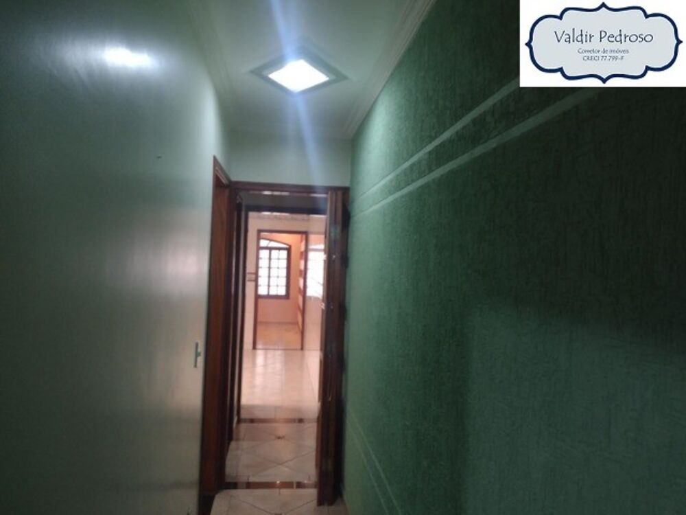 Casa à venda com 3 quartos, 125m² - Foto 4