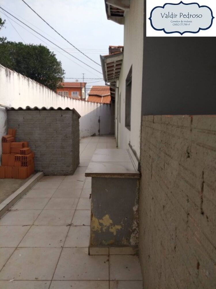 Casa à venda com 4 quartos, 280m² - Foto 2