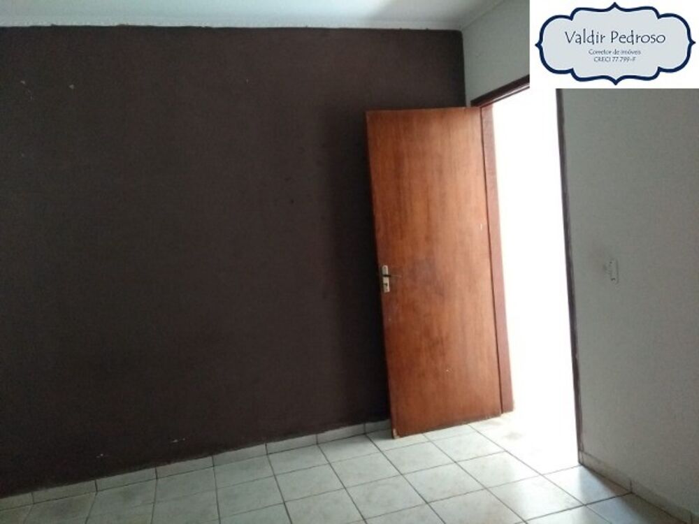 Casa à venda com 4 quartos, 280m² - Foto 3