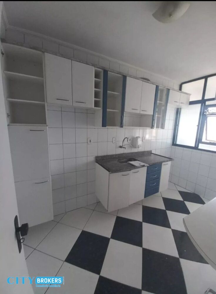 Apartamento à venda com 2 quartos, 65m² - Foto 1