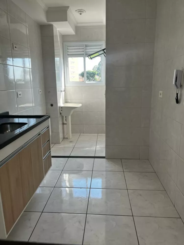 Apartamento à venda com 2 quartos, 50m² - Foto 2