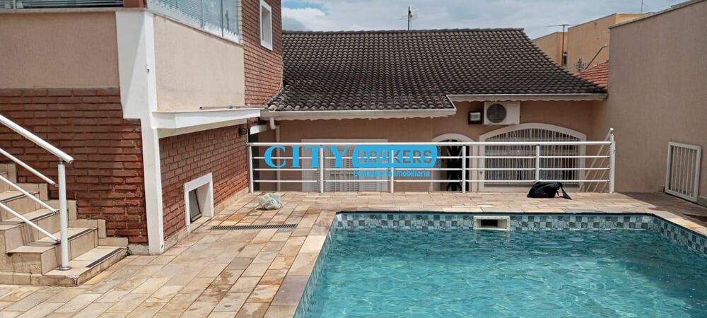 Casa à venda com 3 quartos, 250m² - Foto 5