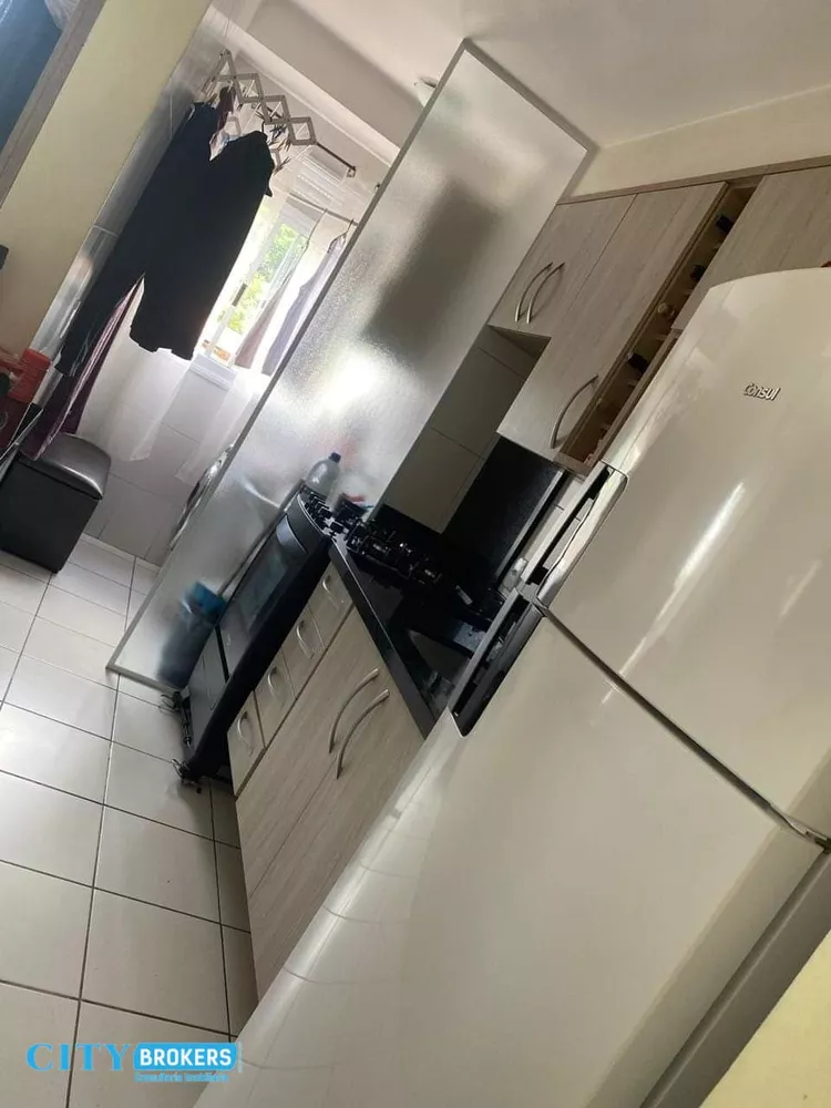 Apartamento à venda com 2 quartos, 50m² - Foto 2