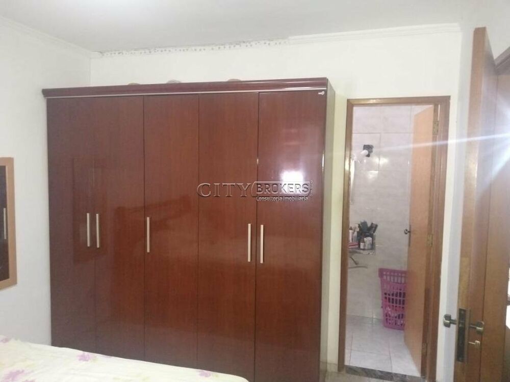 Casa à venda com 5 quartos, 400m² - Foto 3