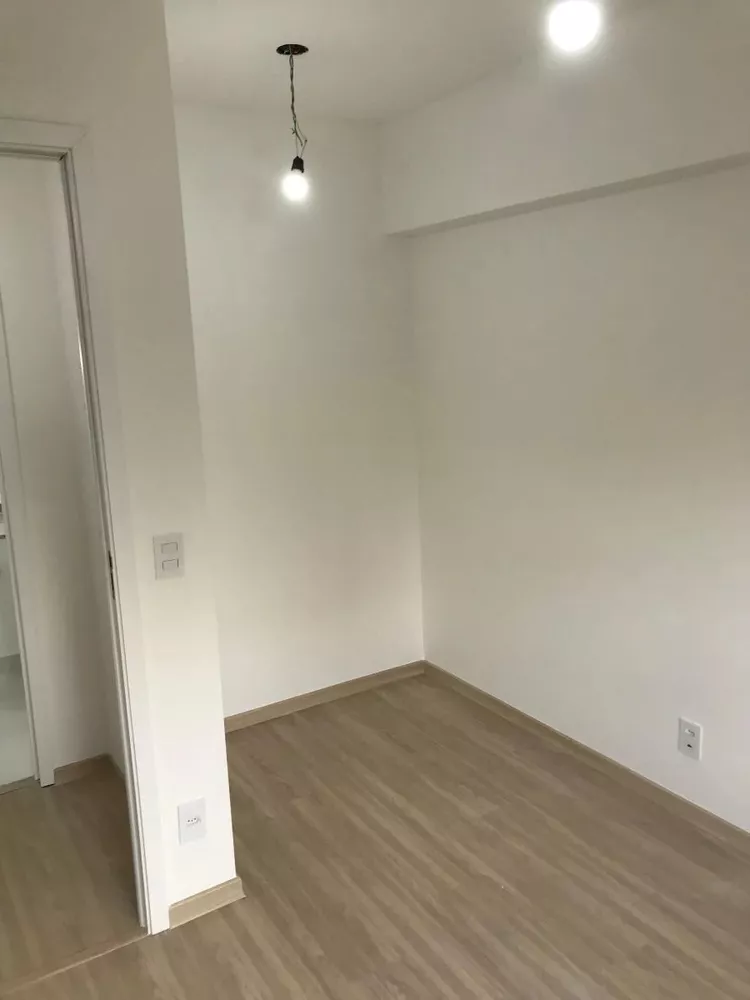 Apartamento à venda com 1 quarto, 32m² - Foto 5