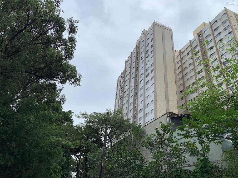 Apartamento à venda com 3 quartos, 82m² - Foto 2