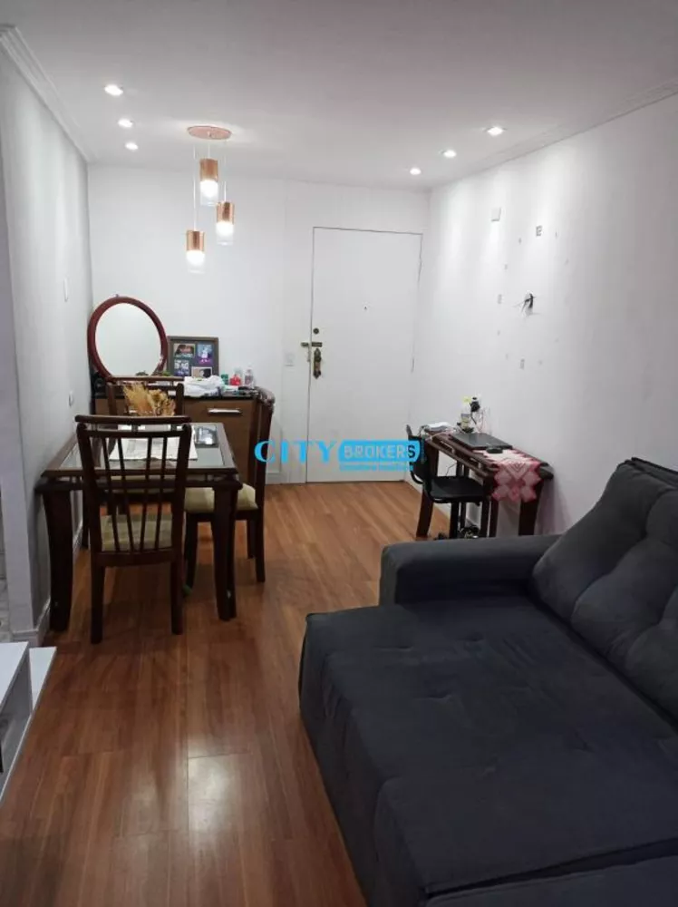 Apartamento à venda com 2 quartos, 62m² - Foto 2