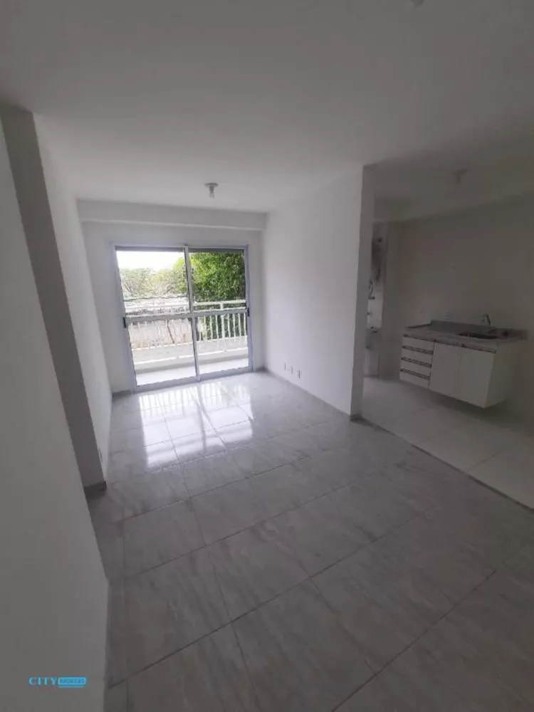 Apartamento à venda com 3 quartos, 66m² - Foto 1