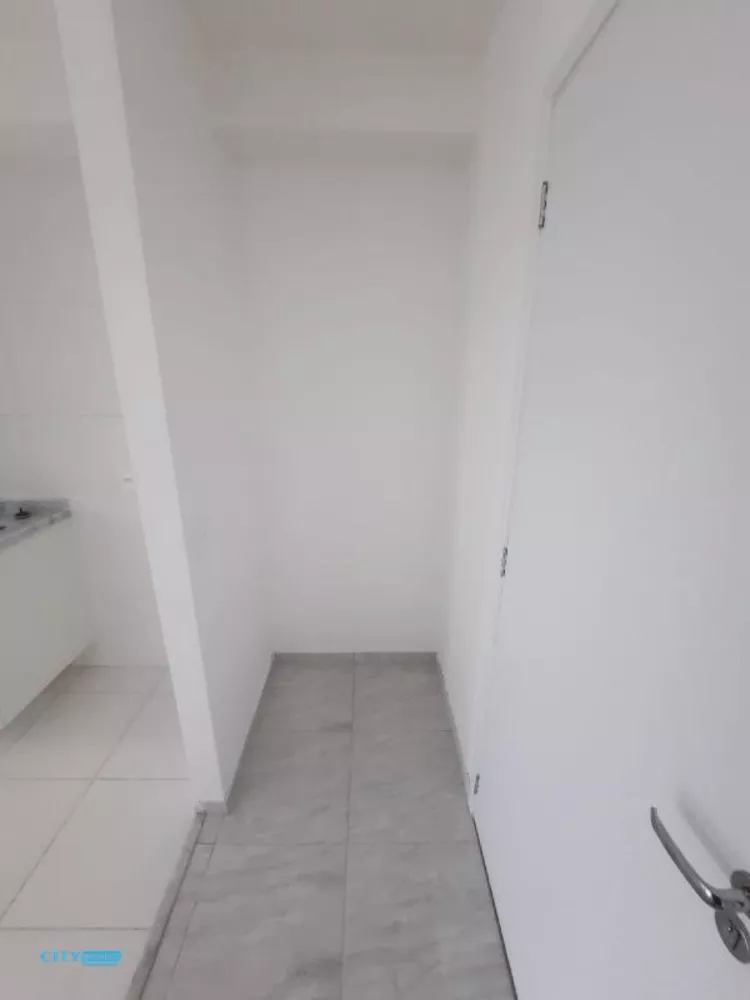 Apartamento à venda com 3 quartos, 66m² - Foto 7