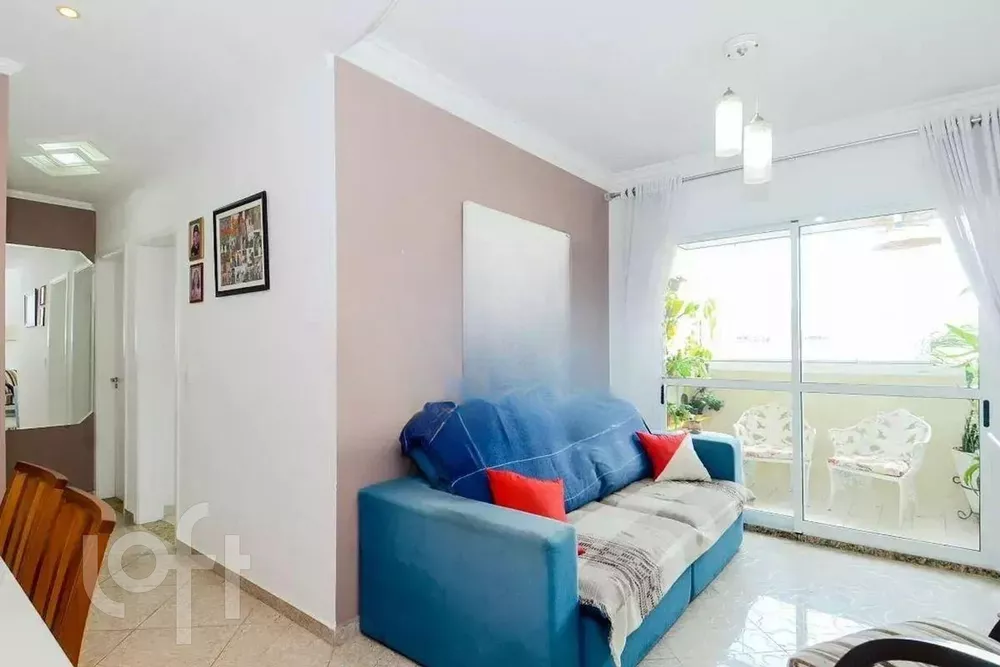 Apartamento à venda com 3 quartos, 88m² - Foto 2