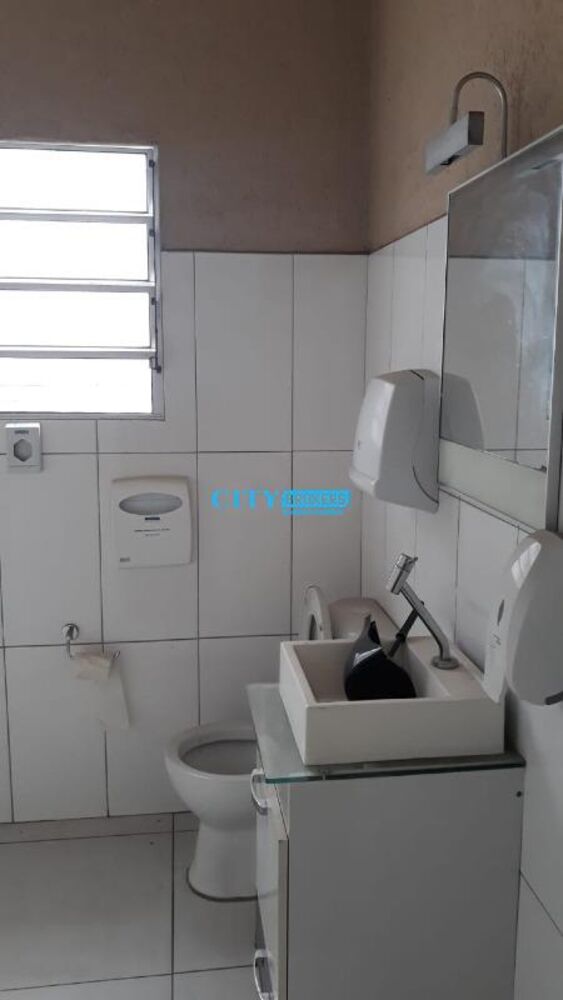 Casa para alugar com 3 quartos, 78m² - Foto 3