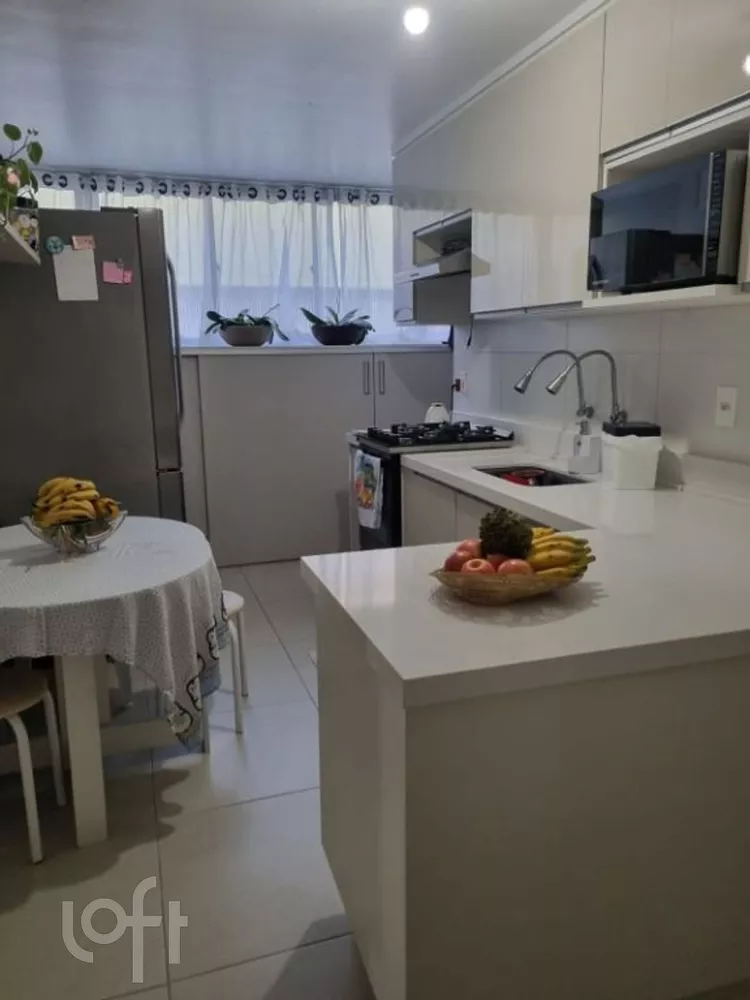 Apartamento à venda com 2 quartos, 60m² - Foto 3