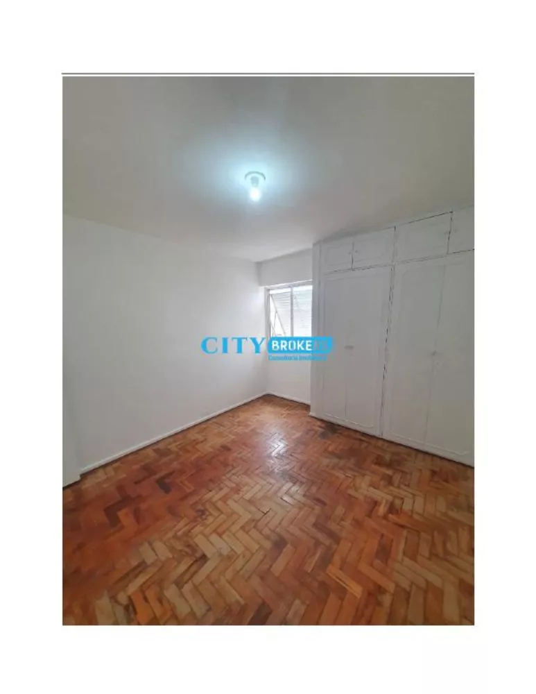 Apartamento à venda com 2 quartos, 67m² - Foto 2