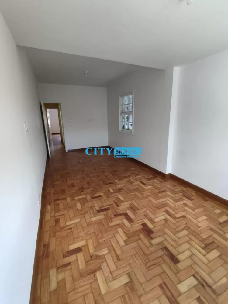 Sobrado para alugar com 2 quartos, 120m² - Foto 1