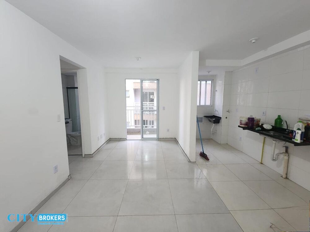 Apartamento à venda com 2 quartos, 46m² - Foto 3