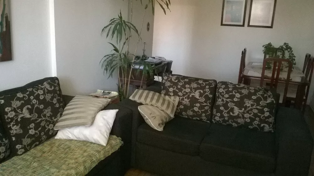 Apartamento à venda com 2 quartos, 70m² - Foto 8