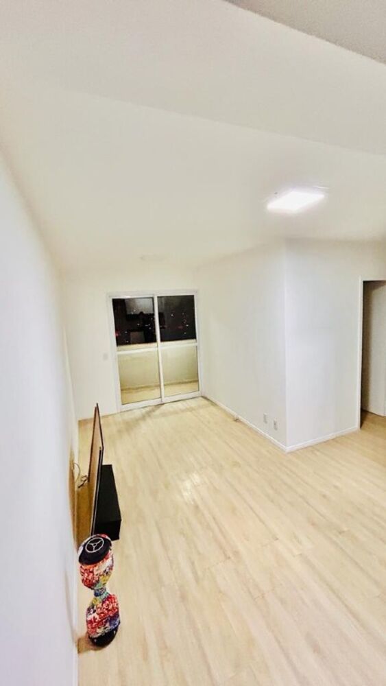 Apartamento à venda com 3 quartos, 72m² - Foto 4