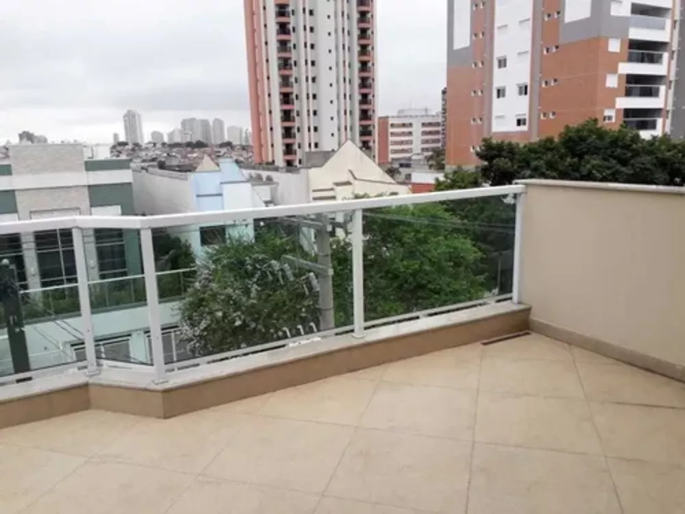 Sobrado à venda com 3 quartos, 200m² - Foto 2